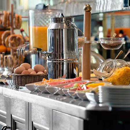 Hotel Sorat Brandenburg 4*