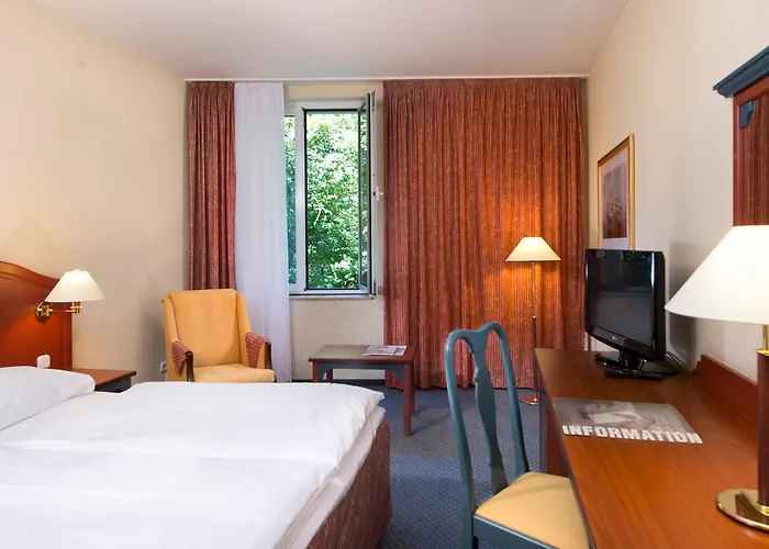 호텔 Sorat Brandenburg 4*